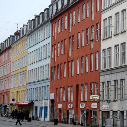 Vackra färger på husen i Köpenhamn